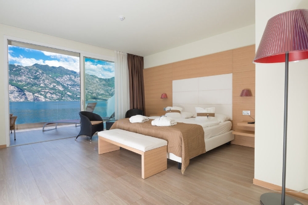 Hotel Castello Lake Front